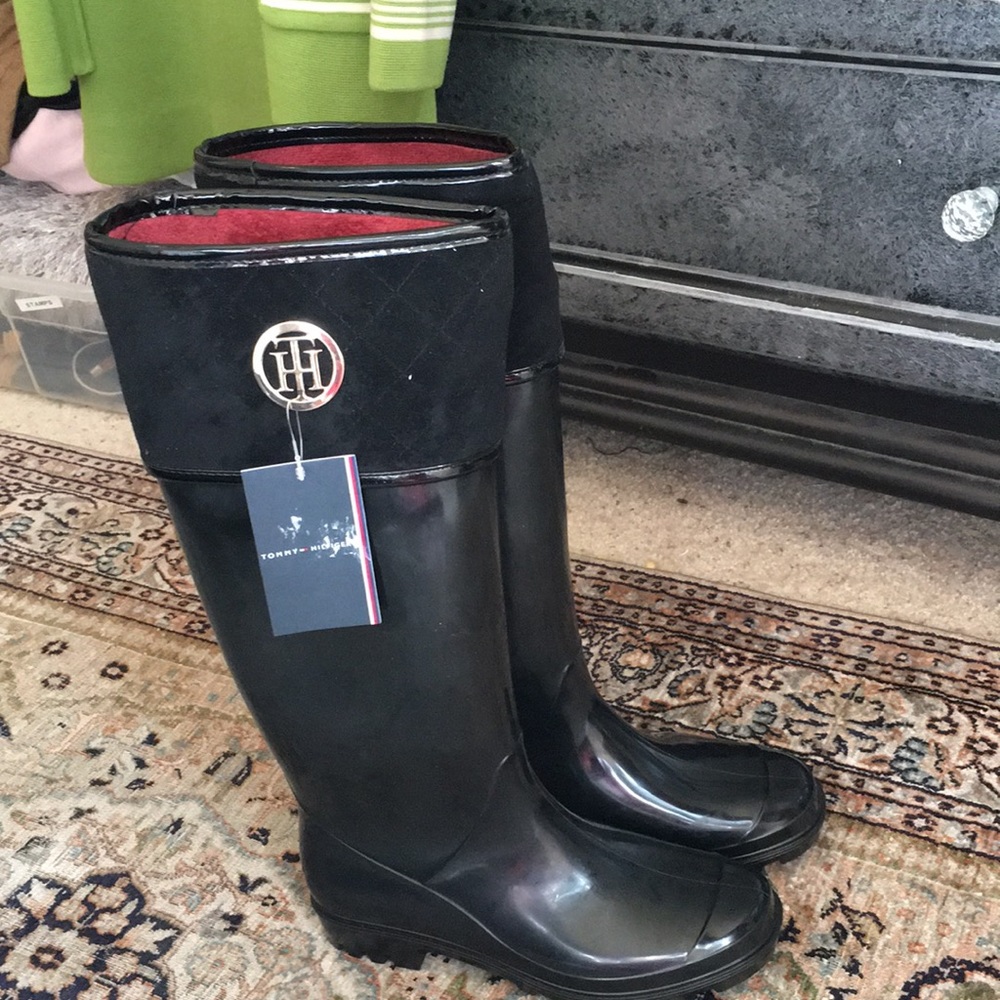 Tommy Hilfiger Black Boots No Tags.